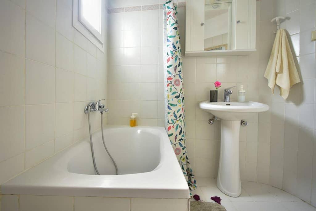 Nafsikas Apartment - Ipsos Beach Екстер'єр фото